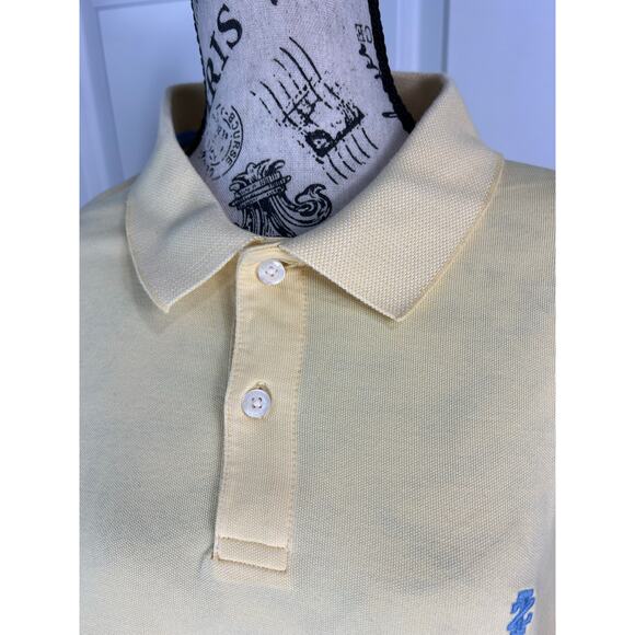 IZOD Men's Yellow Stretch Polo Top - Picture 6 of 7